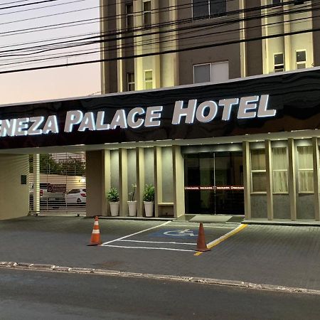 Hotel Veneza Cuiabá Exterior foto